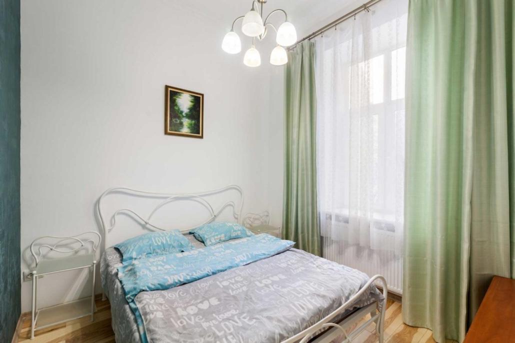 Три Кімнати Вулиця Грушевського 9 Центр Міста Львів Apartment Екстериор снимка