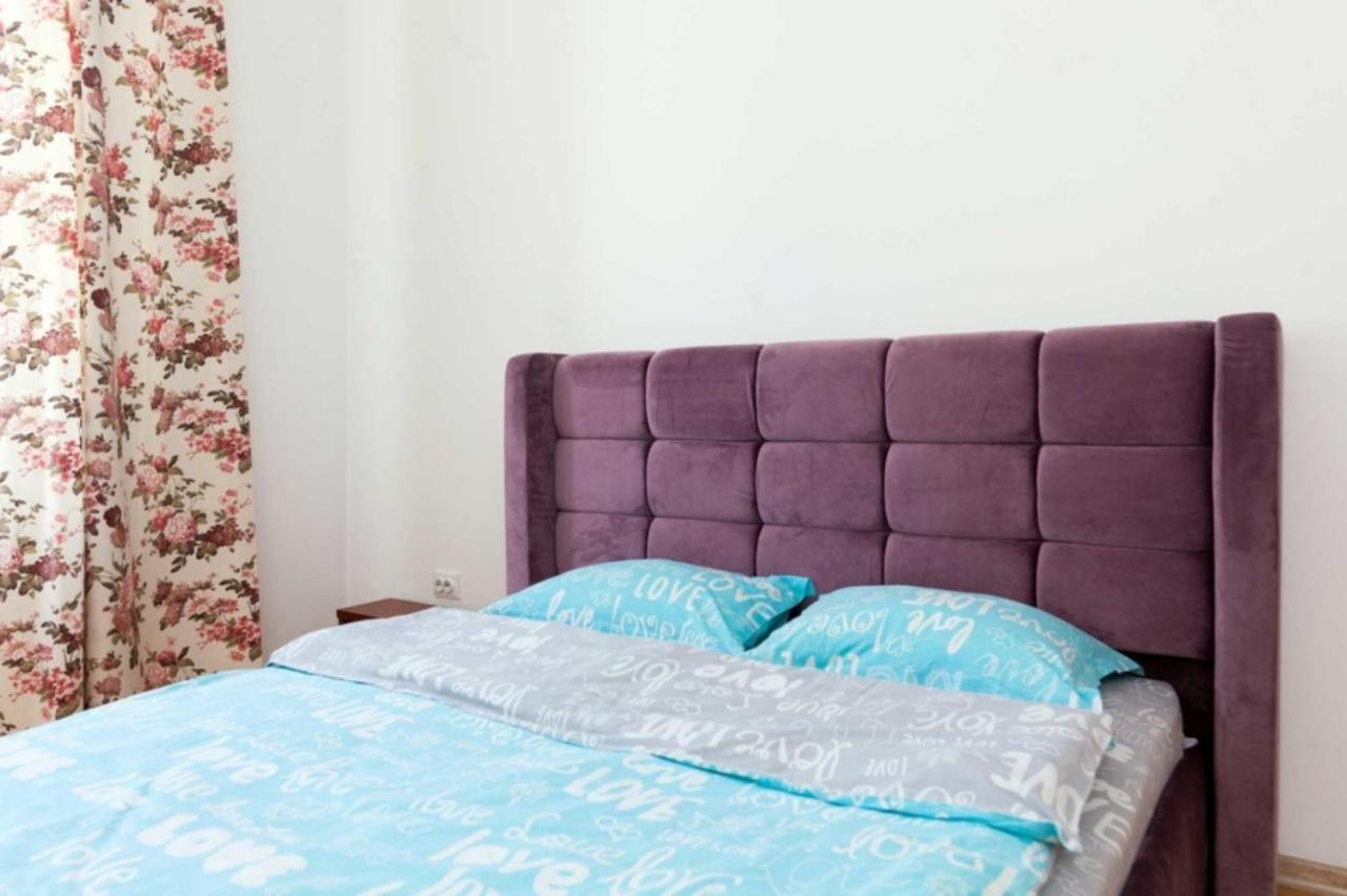 Три Кімнати Вулиця Грушевського 9 Центр Міста Львів Apartment Екстериор снимка